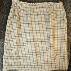 Liz Claiborne Cream and Brown Plaid Pencil Skirt Size 12